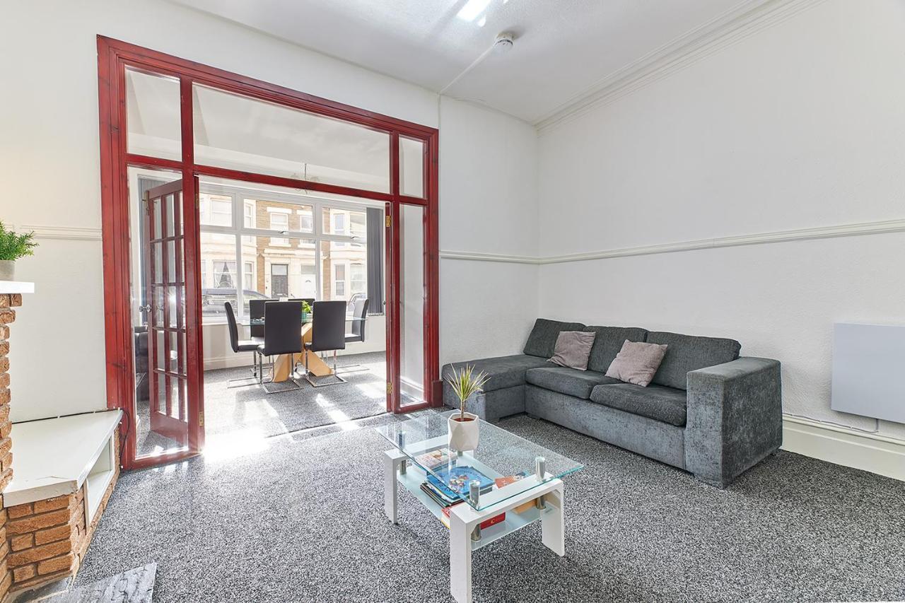 Pleasure Holiday Apartments Blackpool Luaran gambar